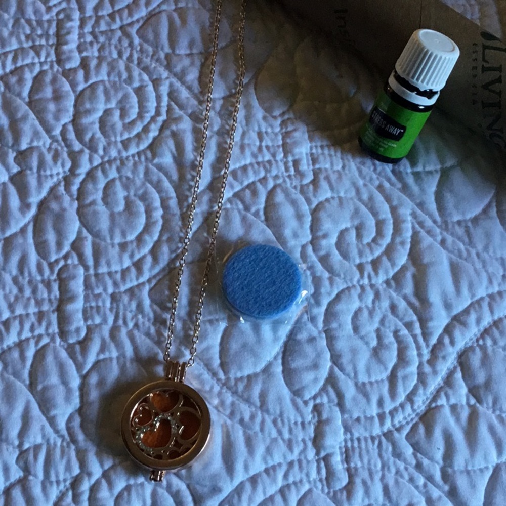⚠️‼️SOLD NOT AVAILABLE‼️⚠️Aromatherapy Necklace